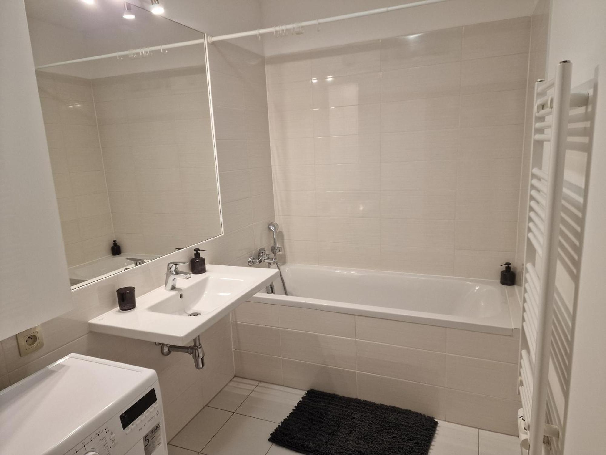 Stylish Panorama City Family Suite 브라티슬라바 외부 사진